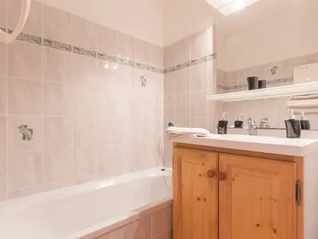Duplex 6 pers. Serre-Chevalier - garage et balcon : photo 12