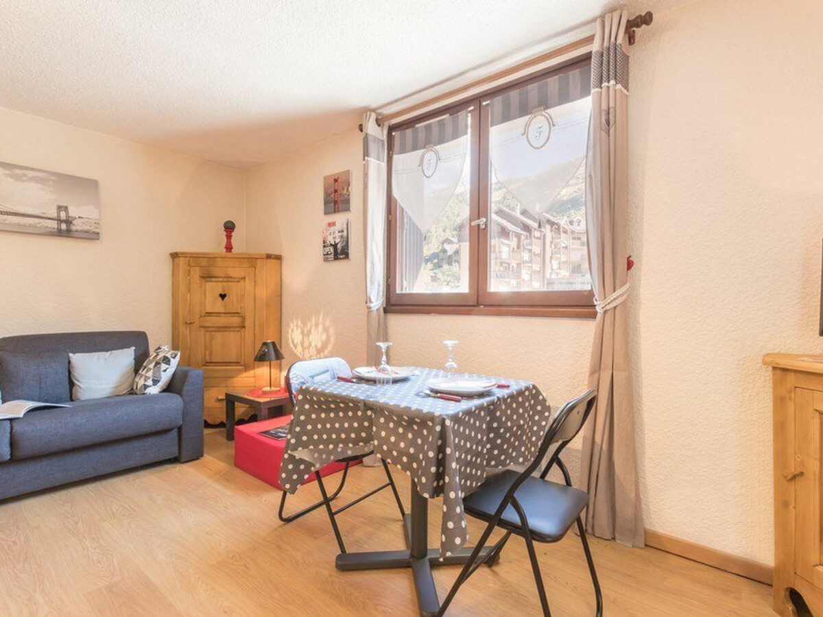Studio 2 pers Saint-Chaffrey, balcon et casier à ski - Photo 11