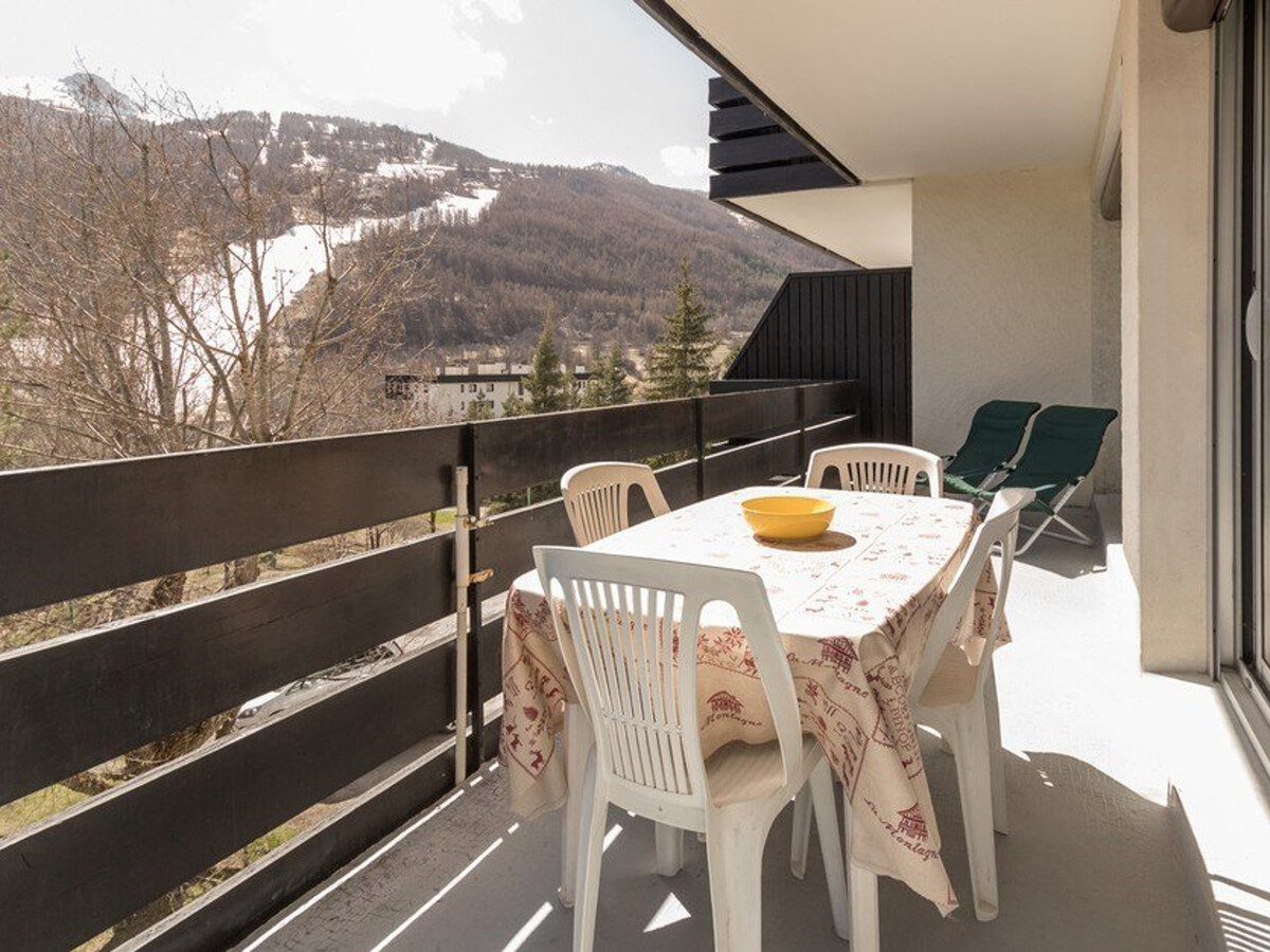 Appartement 4 pièces familial à Saint-Chaffrey, balcon sud-est - Photo 3