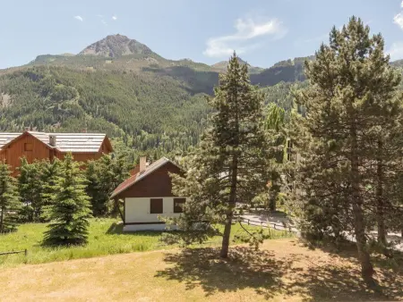 T2 Serre-Chevalier, 5 places, loggia sud et proche pistes : photo 2