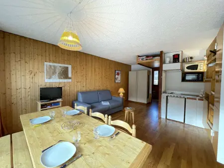 Studio 4 pers. vue pistes à Saint-Chaffrey, parking privé : photo 4