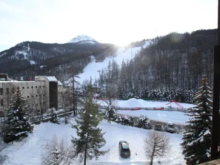 Studio 4 pers. vue pistes à Saint-Chaffrey, parking privé : photo 7
