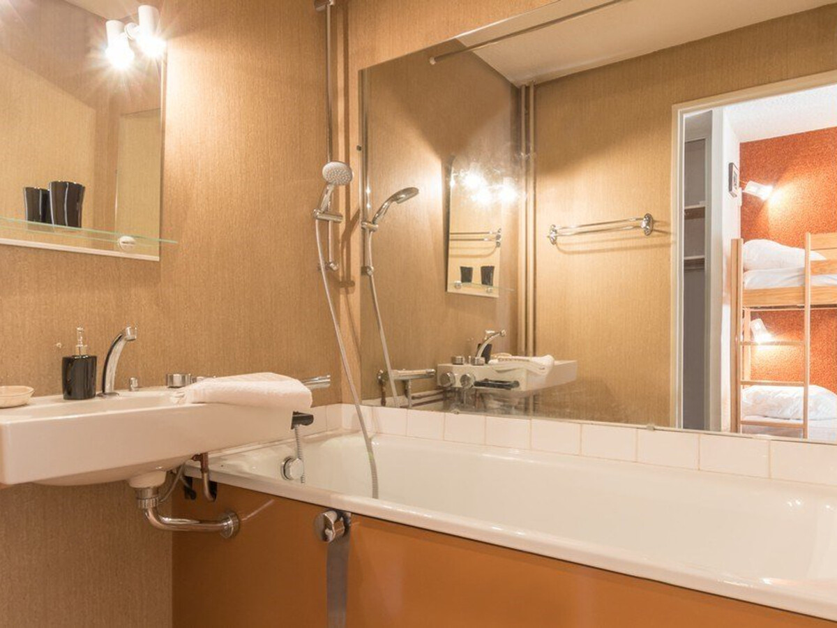 Studio 4 pers. Serre-Chevalier, balcon sud vue pistes - Photo 15