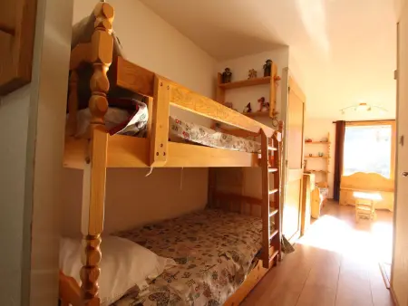 Studio 4 pers à Serre-Chevalier, balcon et casier à ski : photo 18