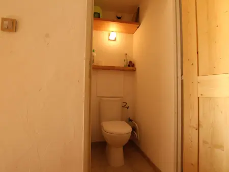 Studio 4 pers à Serre-Chevalier, balcon et casier à ski : photo 22
