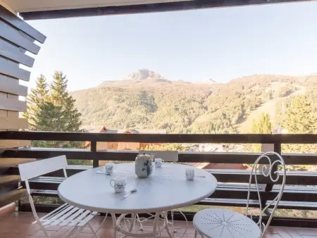 Location appartement à Saint Chaffrey , Studio pour 4 pers à Chantemerle, Serre-Chevalier avec balcon, parking et équipements complets