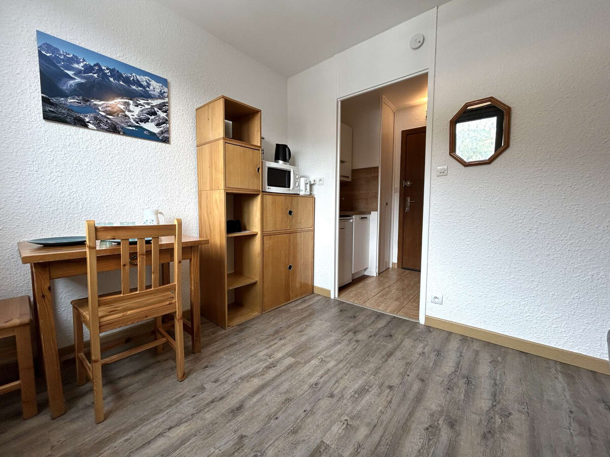 Studio 2 pers. La Salle-les-Alpes, jardin 1000m² - Photo 2