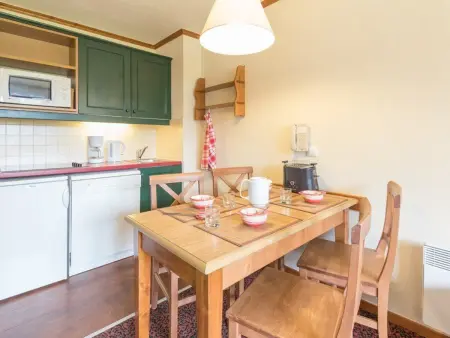 Location appartement à La Salle les Alpes, Charmant 2 pièces au cœur de La Salle-les-Alpes, proche télécabines et commerces, 4 couchages