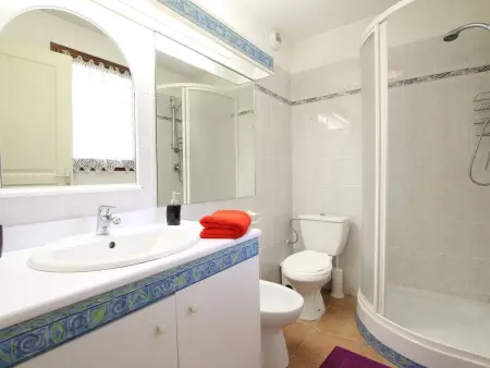 Charmant T2 avec Terrasse et Jardin, 6 Couchages, Proche Pistes - La Salle-les-Alpes - Photo 11