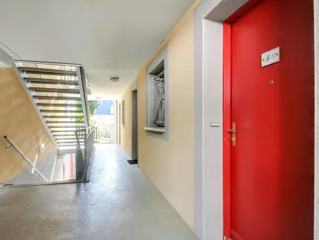Charmant T2 en Centre-Ville pour 6 pers., Parking, Proche Commodités et Stations de Ski - Photo 10