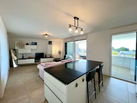 Appartement 2 chambres Mèze, terrasse 21 m², vue étang : photo 5
