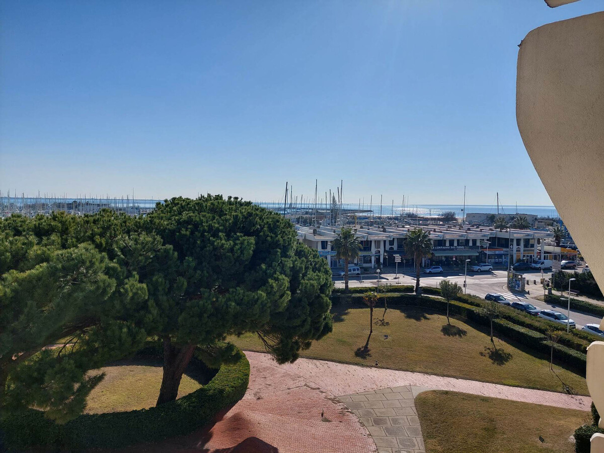 Appart 2 pièces balcon, parking privé, port de La Grande-Motte - Photo 3