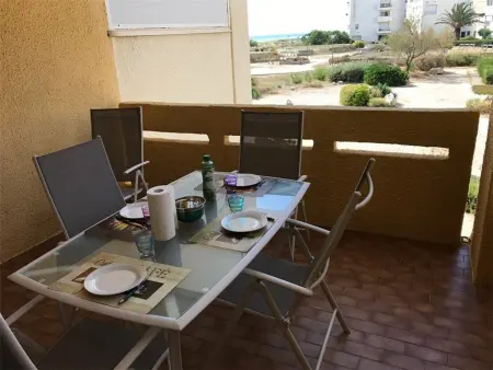 Location appartement à Port Leucate, Appartement T2 Cabine 6 pers en bord de mer, parking privé, proche commerces et plage - Leucate