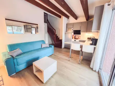 Location appartement à Cap d'Agde, Charmante villa climatisée avec piscine et parking au calme