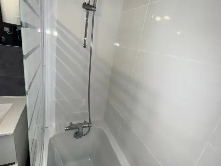 Appartement 4 pers. vue mer, loggia vitrée, 3e étage : photo 12