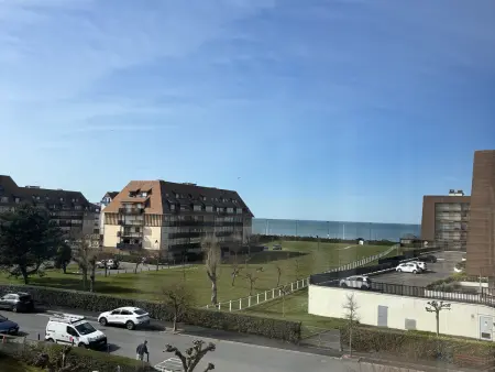 Appartement 2 pièces loggia vue mer à Villers-sur-Mer : photo 2