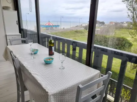 Appartement 2 pièces rénové, loggia vue mer à Villers-sur-Mer : photo 9