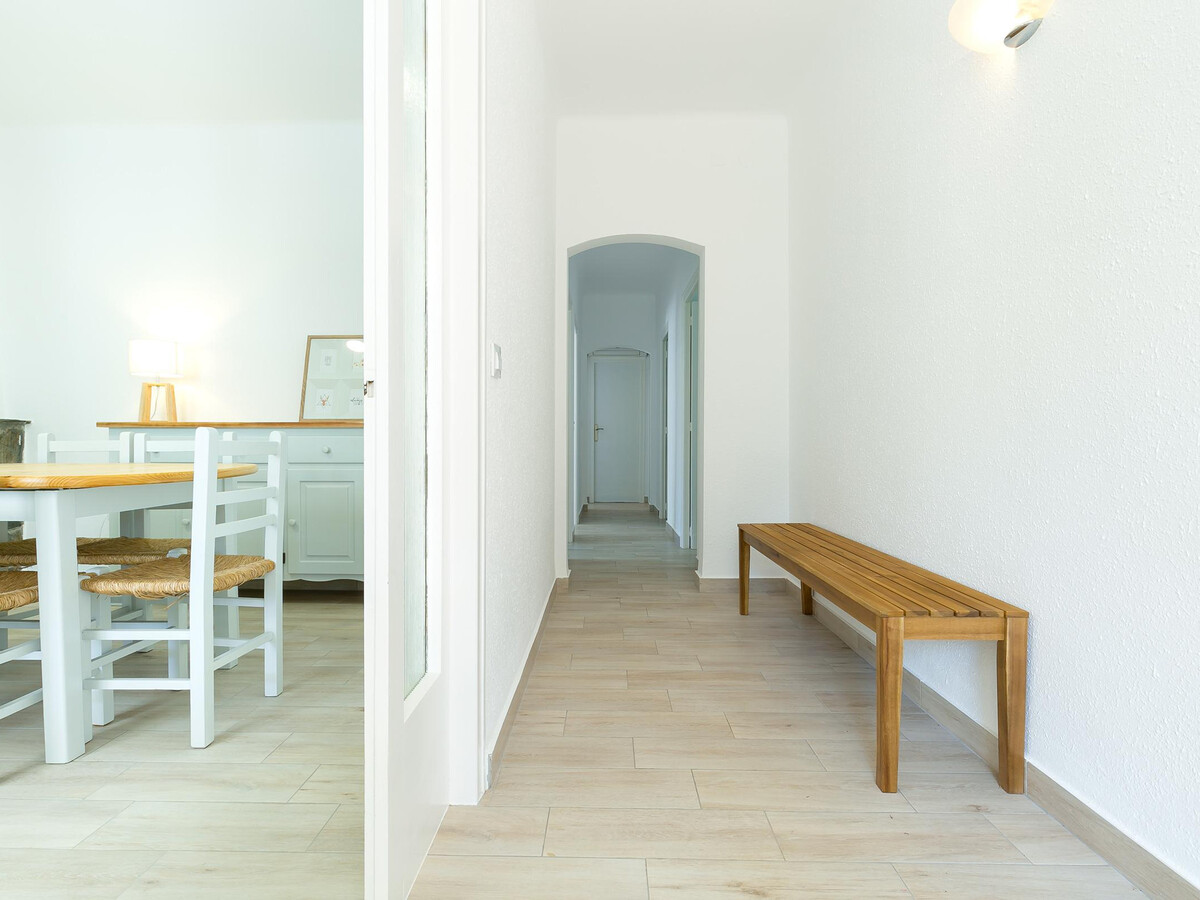 Appartement 4 chambres à Roses, jardin et barbecue - Photo 10
