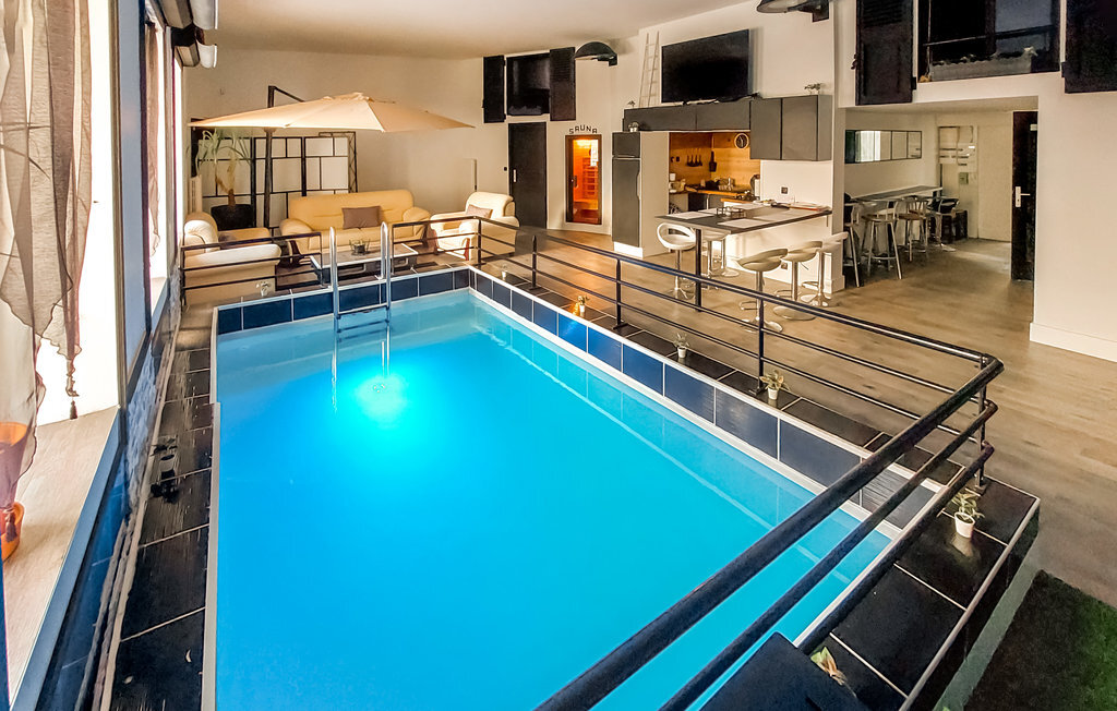Appartement 8 pers. avec piscine intérieure à Saint-Bonnet-le-Château - Photo 2