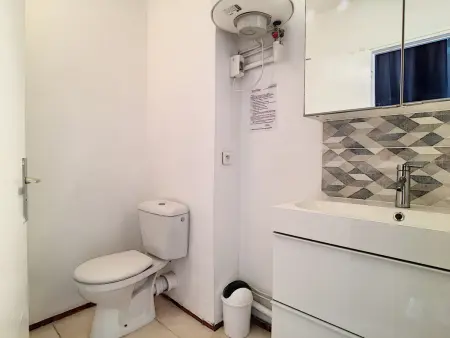 Studio cabine rénové en 1ère ligne, Mauguio - Photo 11