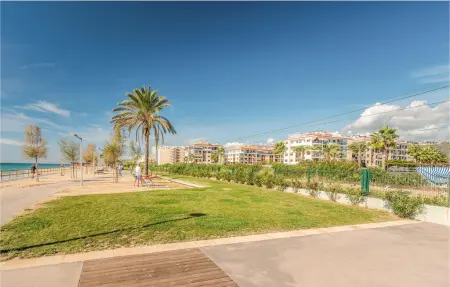 Appartement vue mer sur la plage à Pineda de Mar, 6 personnes : photo 8