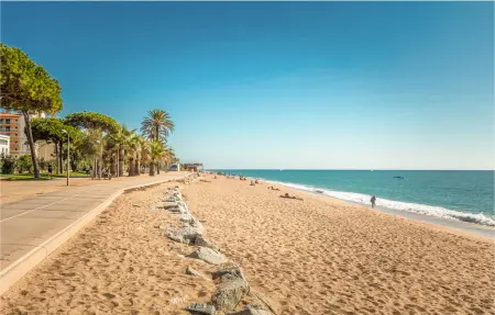 Appartement vue mer sur la plage à Pineda de Mar, 6 personnes : photo 23