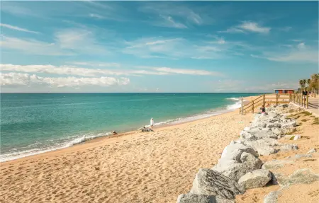 Appartement vue mer sur la plage à Pineda de Mar, 6 personnes : photo 24