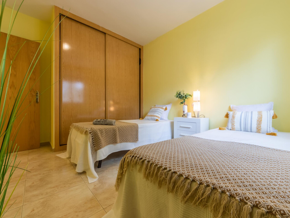 Duplex 3 chambres Salou, piscine et terrasse jardin - Photo 3