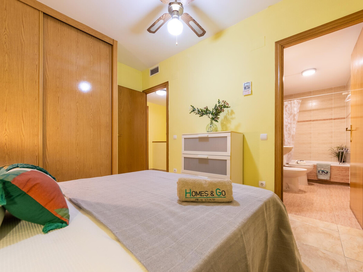 Duplex 3 chambres Salou, piscine et terrasse jardin - Photo 13
