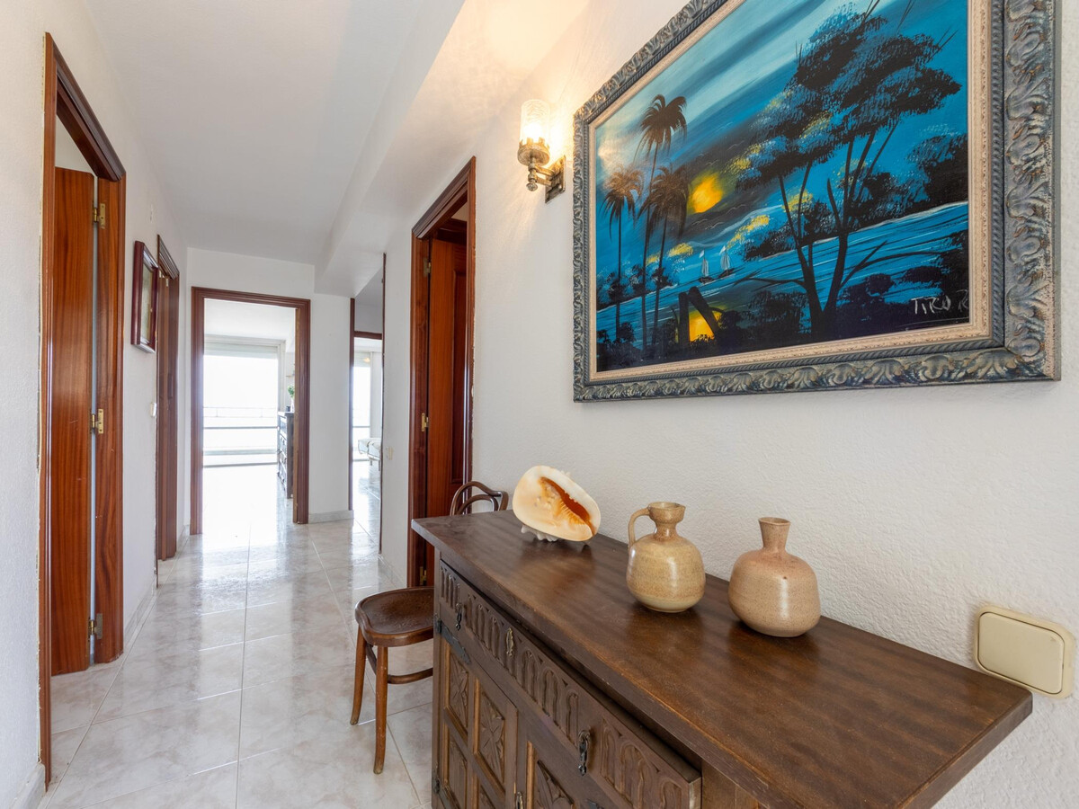 Apartaments Bell Racó – 3 chambres face à la plage - Photo 24