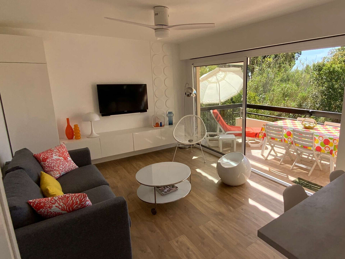 Appartement 2 pièces climatisé, accès direct plage au Lavandou - Photo 6