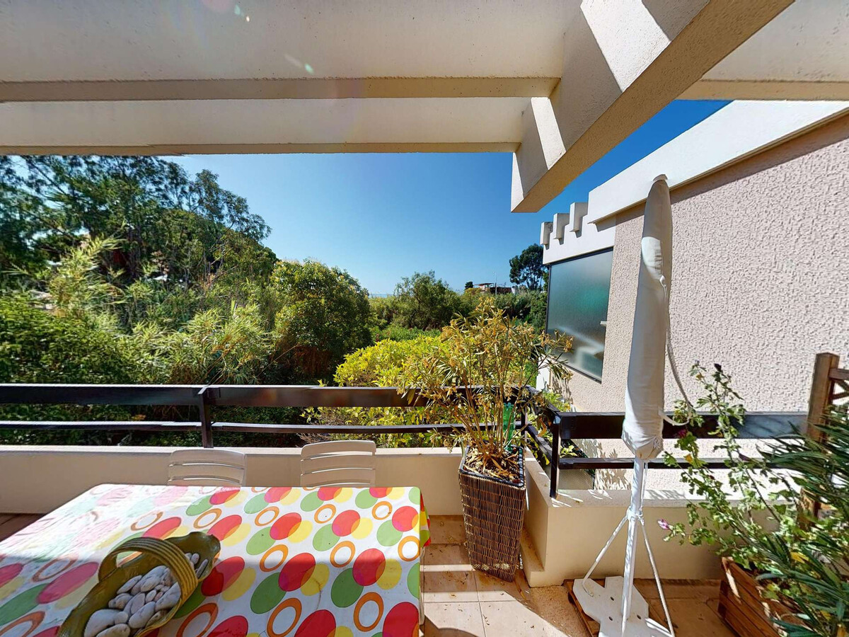 Appartement 2 pièces climatisé, accès direct plage au Lavandou - Photo 15