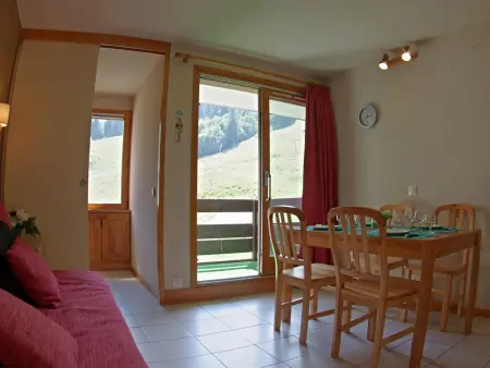 Appartement 2p, balcon sud-est, face ESF à Valmorel : photo 2