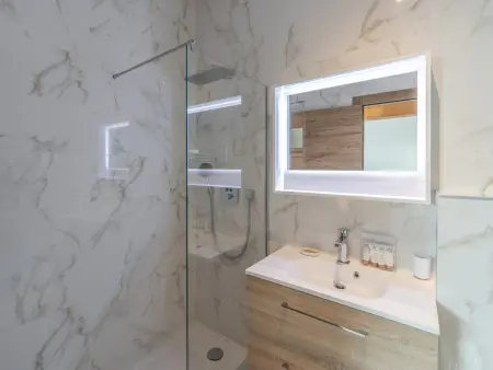 Appartement central Courchevel avec Parking et WIFI : photo 8