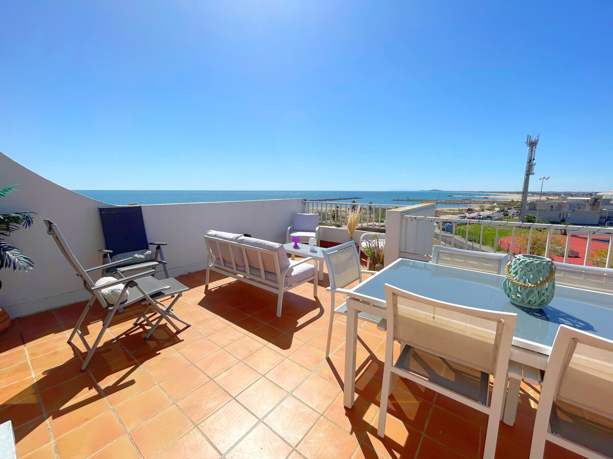T3 dernier étage, terrasse 28 m², vue mer à Sète - Photo 2