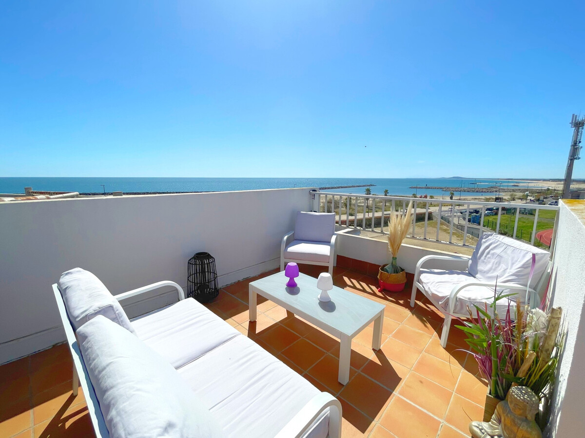 T3 dernier étage, terrasse 28 m², vue mer à Sète - Photo 3