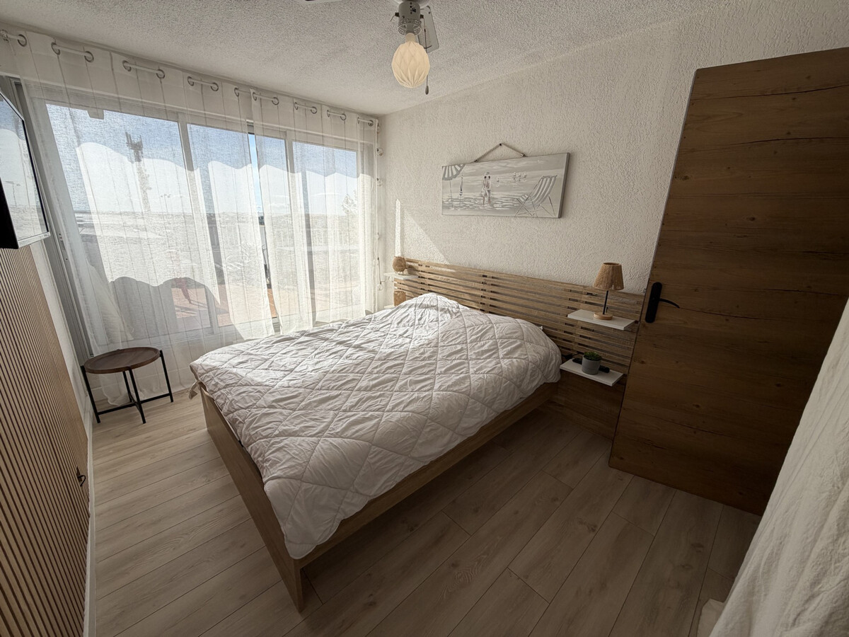 T3 dernier étage, terrasse 28 m², vue mer à Sète - Photo 9