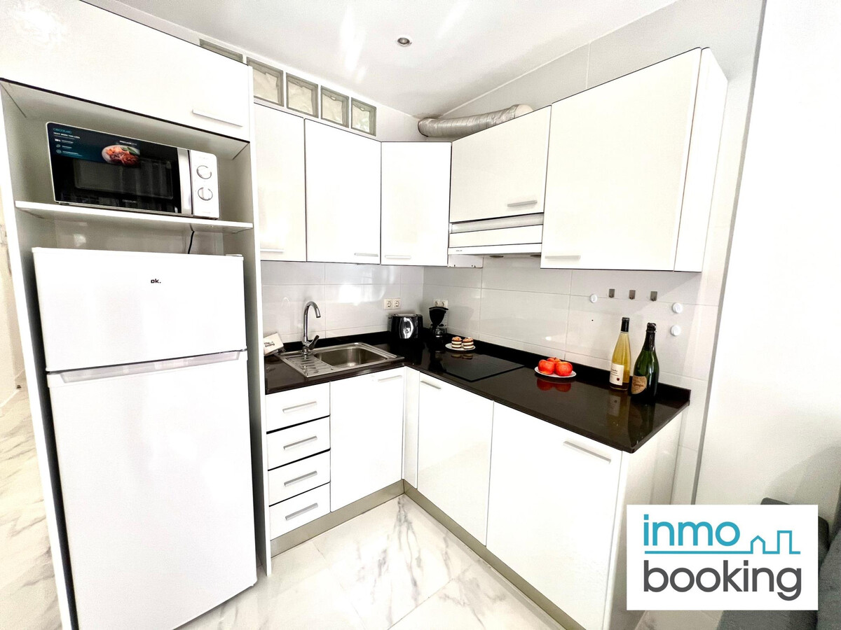 Appartement climatisé avec terrasse piscine à Salou - Photo 12