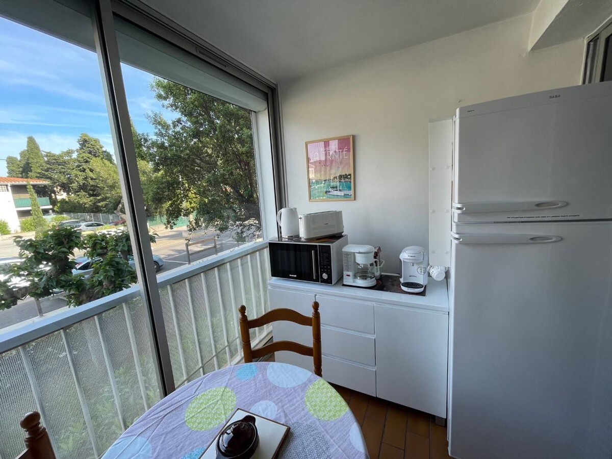 Appartement 1 chambre avec piscine à 400m de la plage - Photo 5