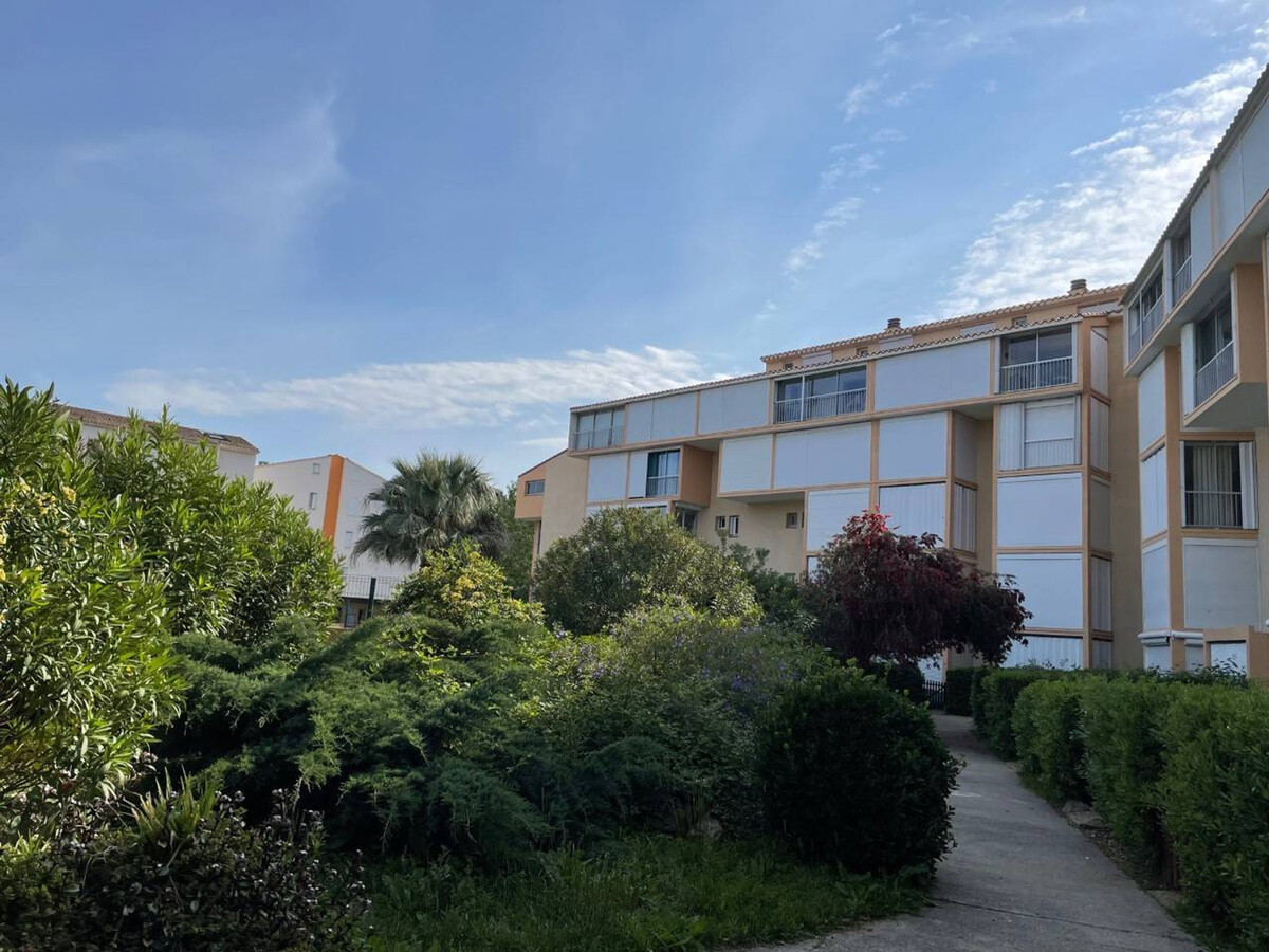 Appartement 1 chambre avec piscine à 400m de la plage - Photo 15