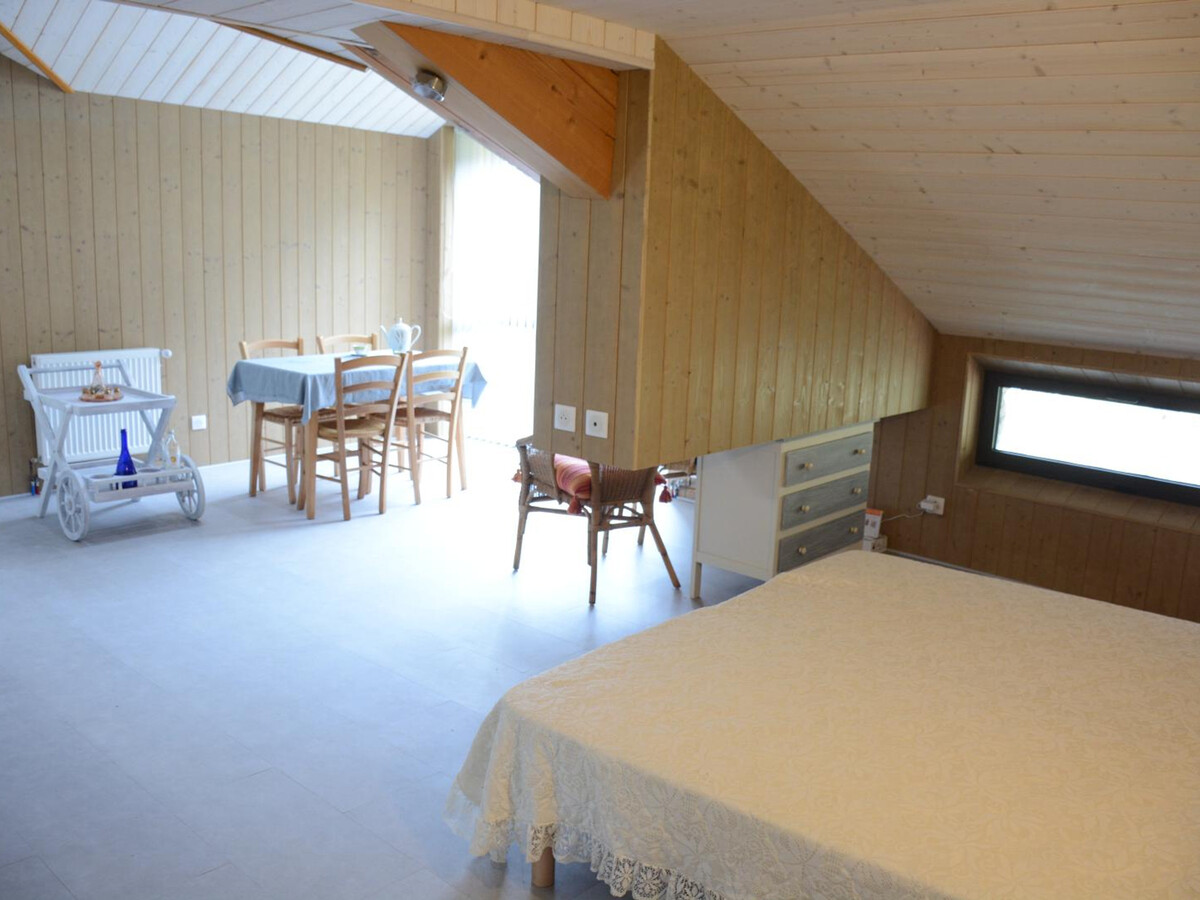 Gîte Chorand en forêt du Pilat : 6 pers., cheminée, terrasse - Photo 11