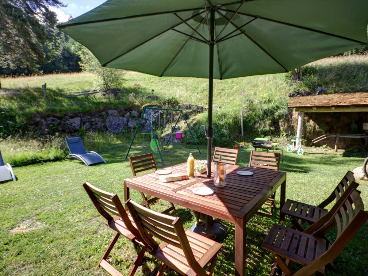 Gîte Chorand en forêt du Pilat : 6 pers., cheminée, terrasse - Photo 23