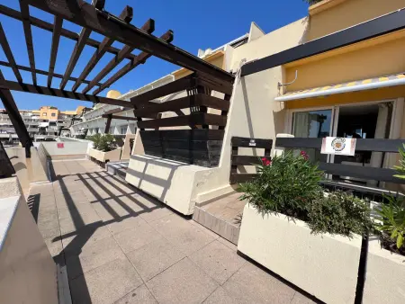 Location appartement à Cap d'Agde naturisme, Appartement climatisé pour 2 avec parking, terrasse et vue mer