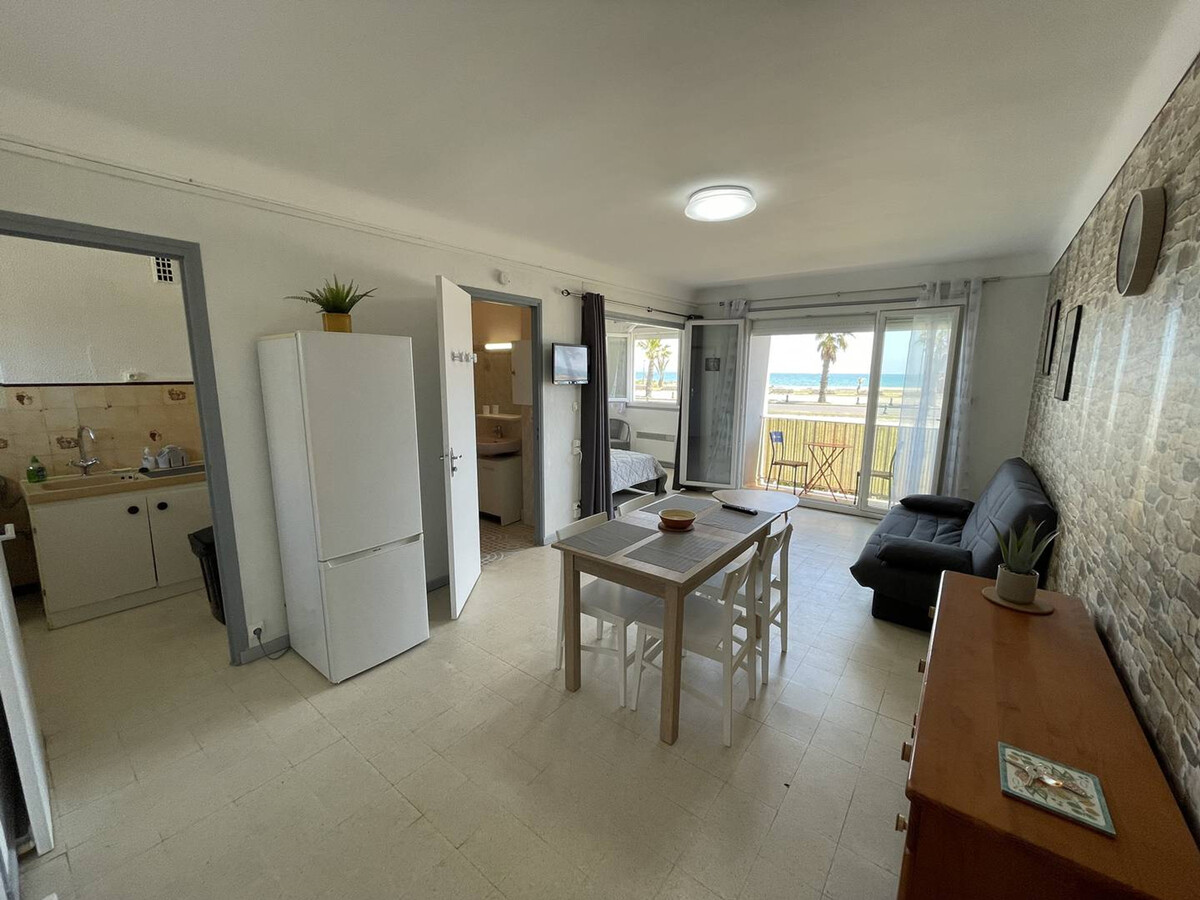 Studio vue mer avec balcon à Saint-Cyprien - Photo 1