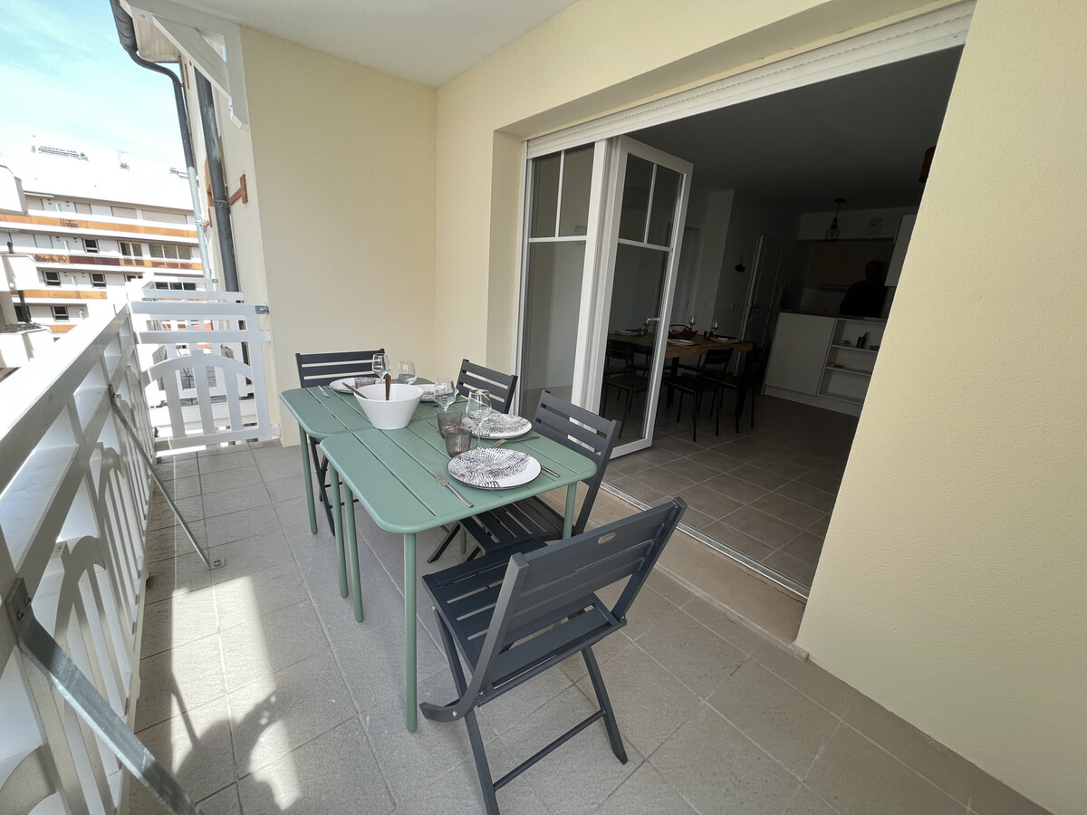 T3 72m² centre-ville Arcachon, terrasse et parking - Photo 21