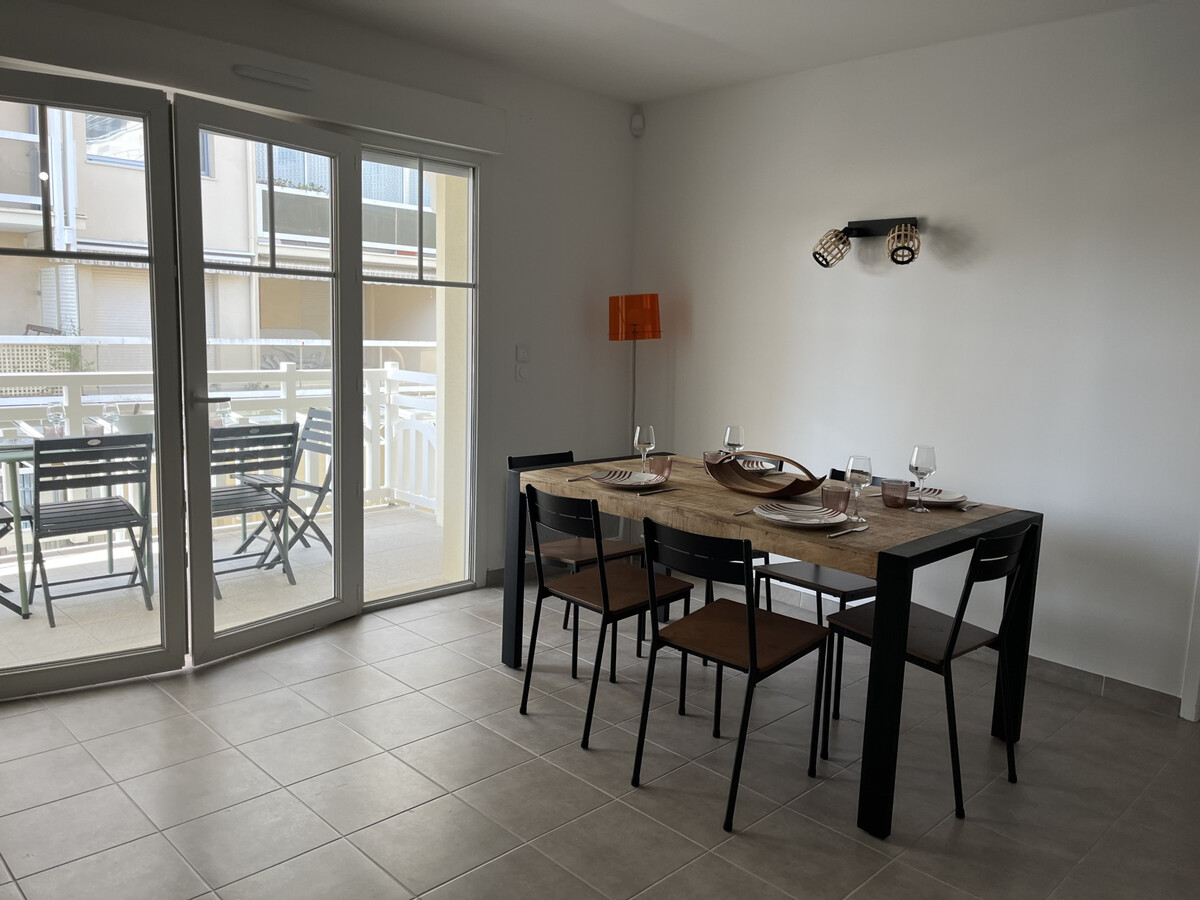 T3 72m² centre-ville Arcachon, terrasse et parking - Photo 25