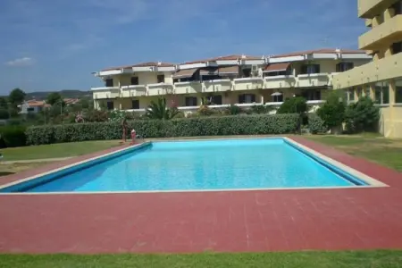 Location appartement à Golfo Aranci, Agréable maison de vacances à Marinella près de la mer