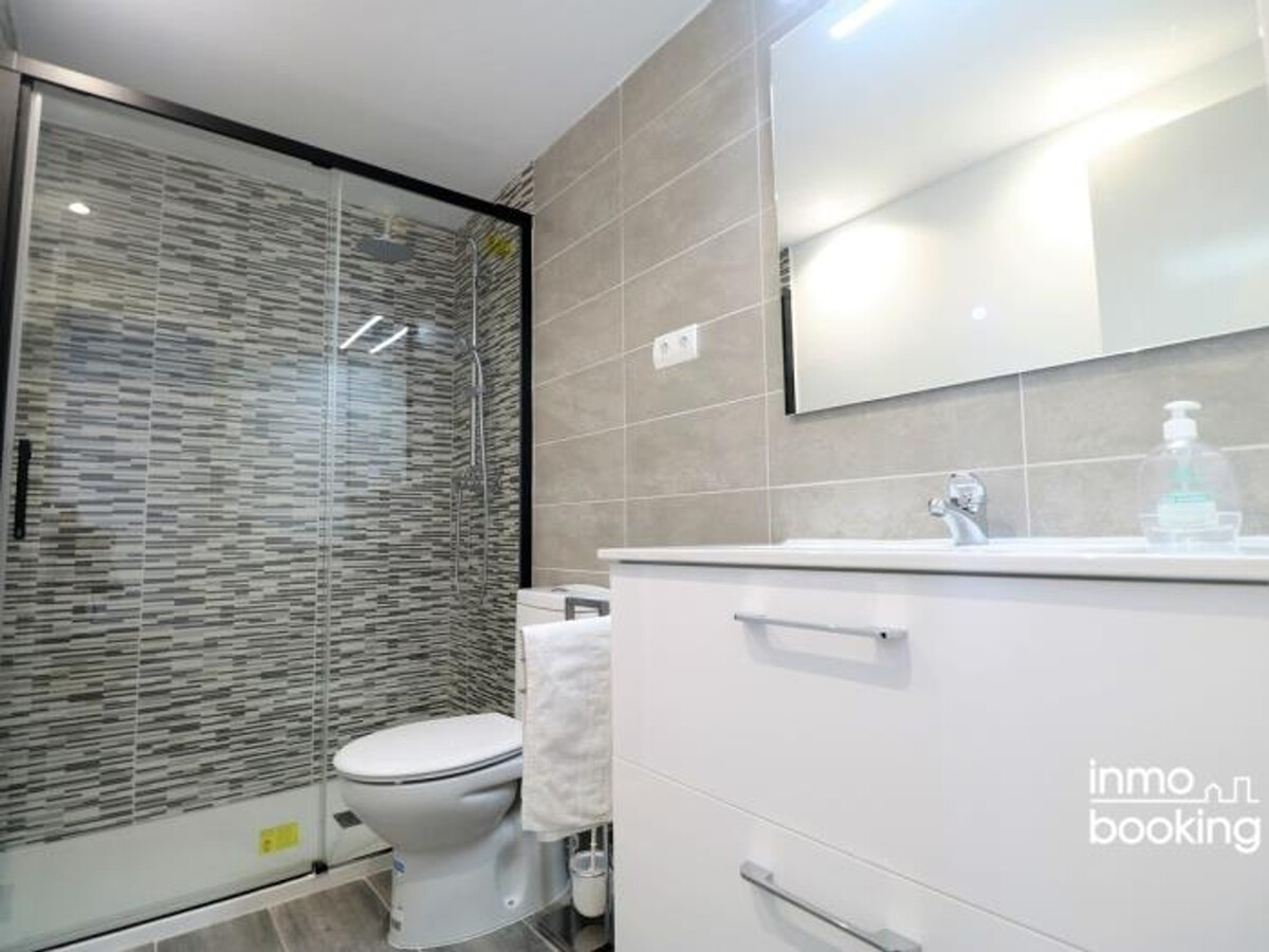 Appartement design à 120m de la plage, climatisé - Photo 15
