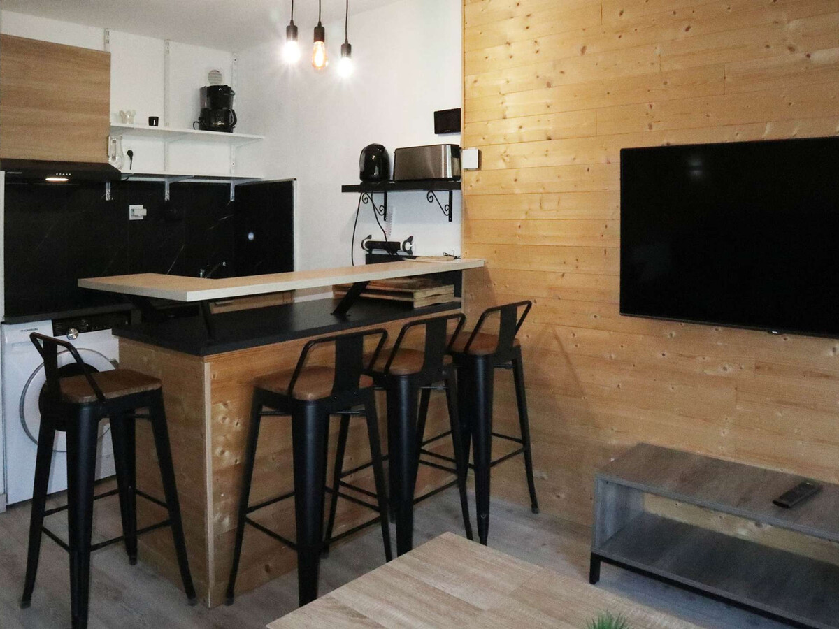 Studio rénové 4 pers aux Orres, skis aux pieds, balcon Sud - Photo 2