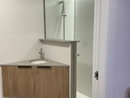 Appartement Confortable avec Terrasse et Parking près de la Plage pour 4 Personnes - Photo 12